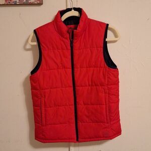 Red Gap kids Large puffer vest zip up